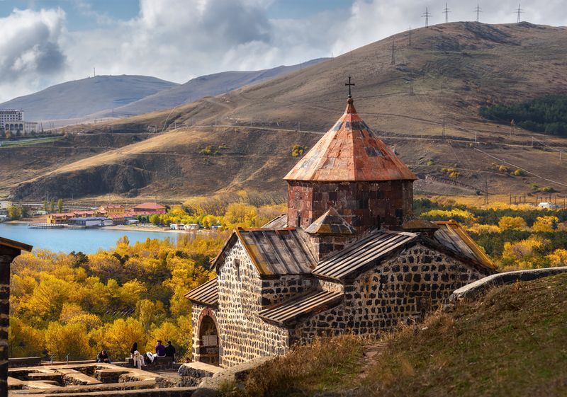 кавказ, армения, armenia, monastery, горы, озеро, горное озеро, монастырь, севан, храм Севанаванк осеньюphoto preview