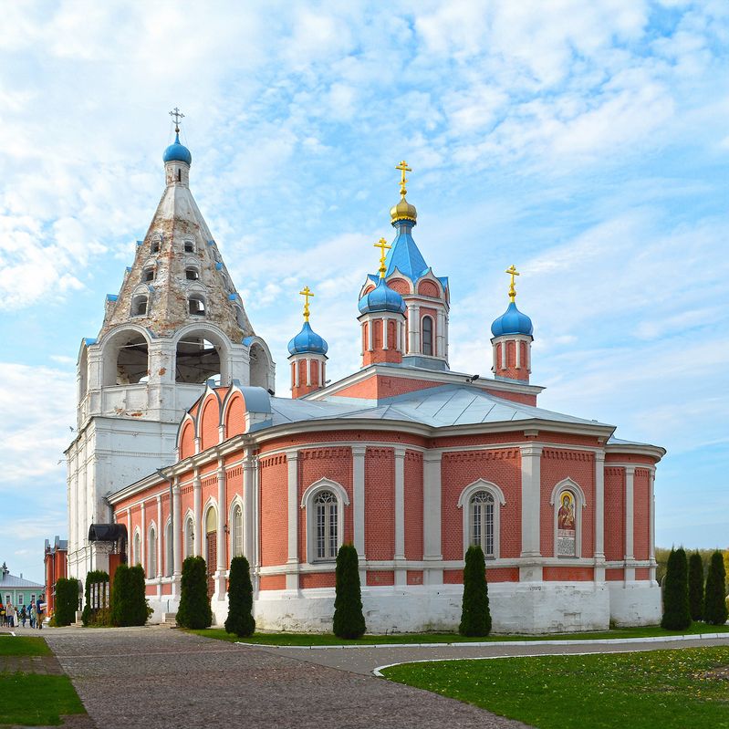 Коломна. Тихвинский храм.photo preview