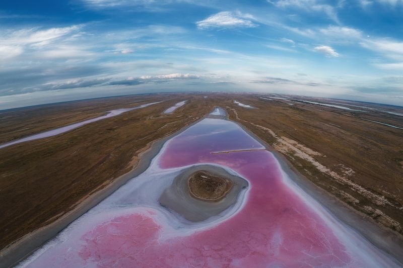 соленое озеро, аэрофото, пейзаж, с высоты птичьего полета, закат, астрахань Розовое озеро Астраханиphoto preview