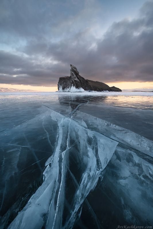 байкал, ольхон, иркутсвкая область, огой, байкальский лед, трещины, малое море Классика зимнего Байкалаphoto preview