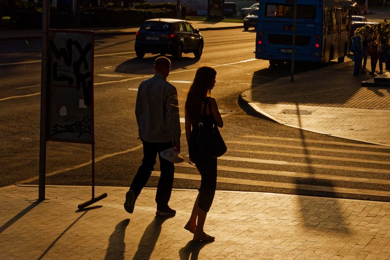 Трое идущихphoto preview