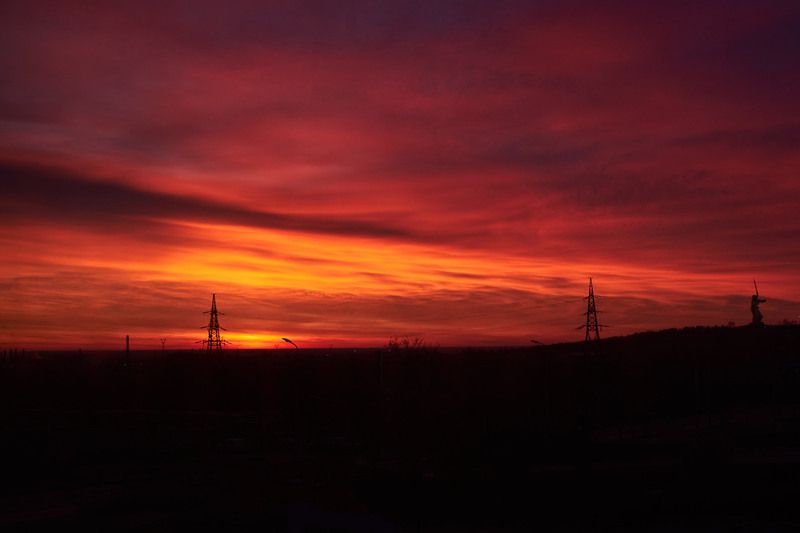 рассвет, мамаев курган, волгоград, Красный рассветphoto preview