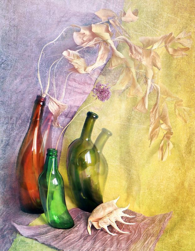 натюрморт, раковина, букет, вазы, стекло, бутылки Миражphoto preview