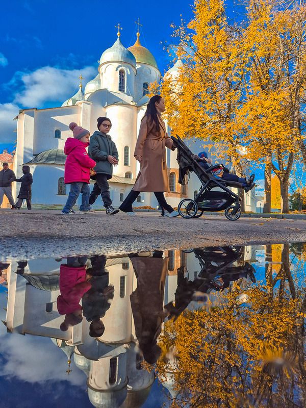 В Великом золотая осеньphoto preview