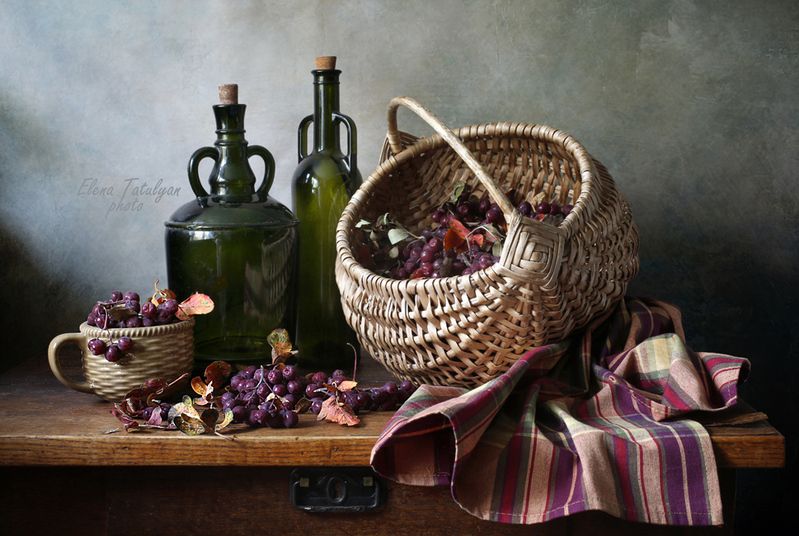 рябина, корзина, бутылки, очиток С рябинойphoto preview