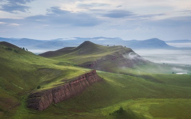 Утренний туман в долине Онлоphoto preview