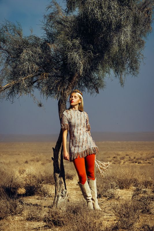 woman, portrait, fashion, beauty, outdoors Lost where the wild things growphoto preview