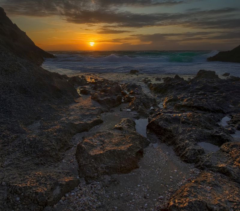 Каменистый берег.photo preview