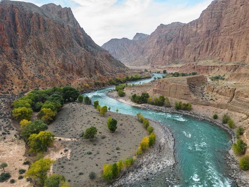 кыргызстан  горы нарын Долина реки Нарынphoto preview