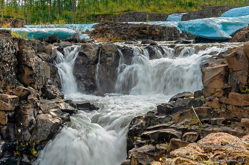 водопад, уютный, плато путорана, яктали, наледи, натёчный лёд, владимир коваль Водопад Уютный, плато Путоранаphoto preview