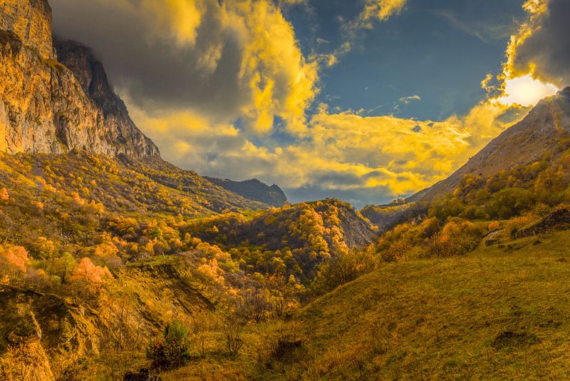 Суканское ущелье...photo preview