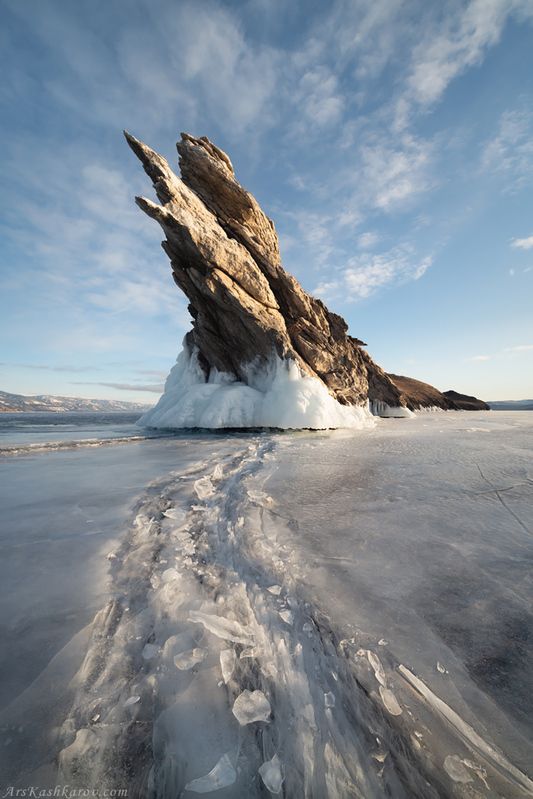 байкал, ольхон, иркутсвкая область, огой, байкальский лед, трещины, малое море Остров Огойphoto preview
