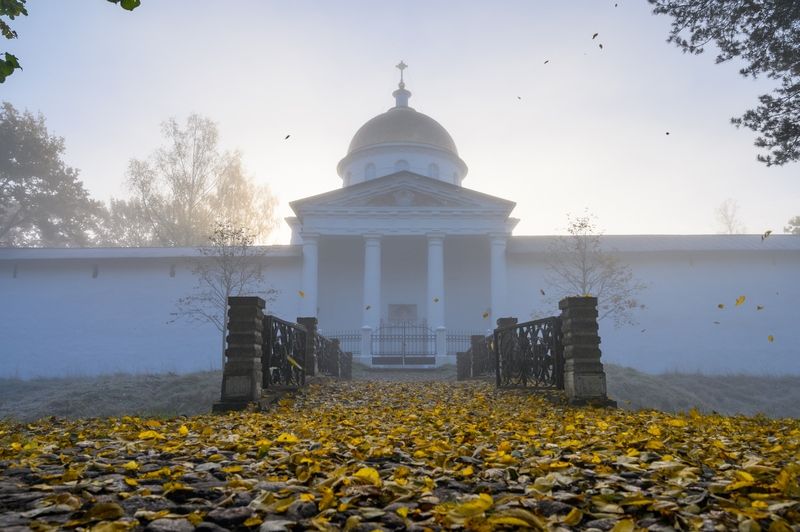 псков, пейзаж, Утро у стен монастыря.photo preview