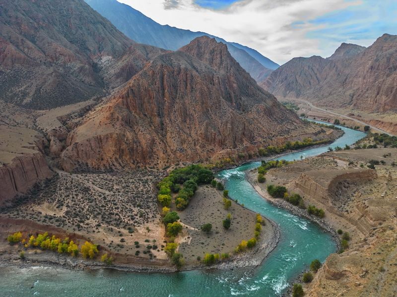 кыргызстан  горы нарын Долина реки Нарынphoto preview