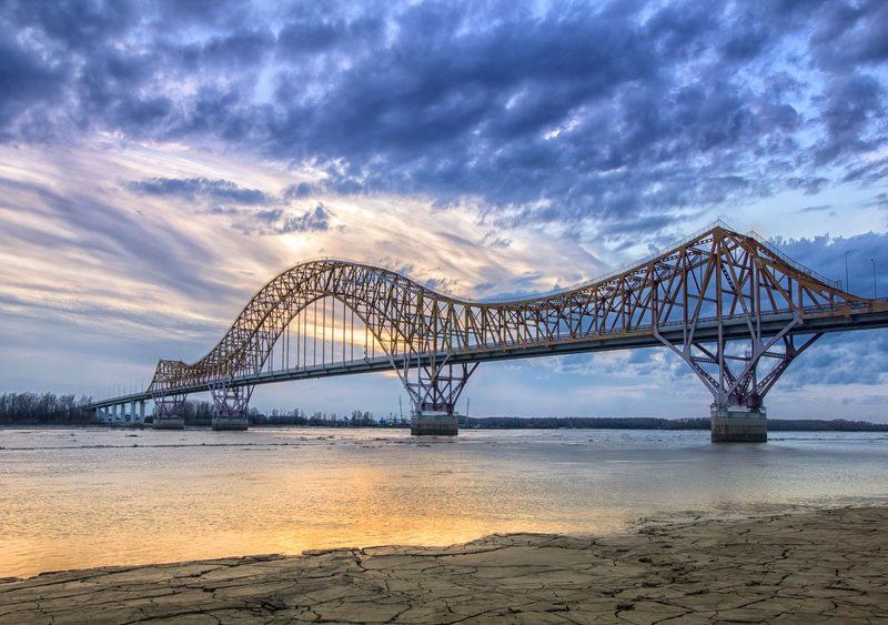 Красный драконphoto preview