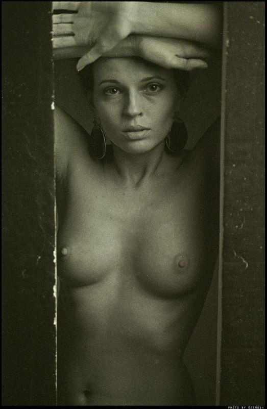 T e a t a t e a tphoto preview