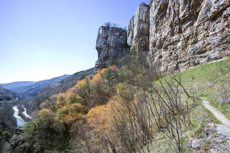 Iskar River crossing Balkan Mountainphoto preview