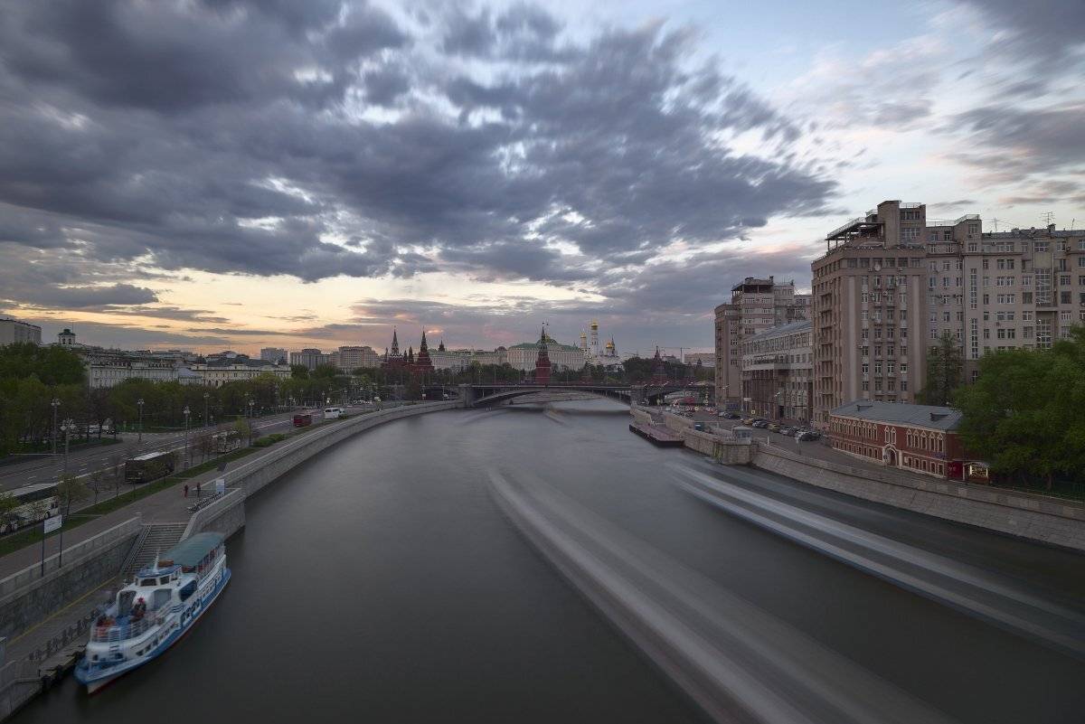 Май,вечер,мост.. Автор: Руслан Соколов , Руслан Соколов