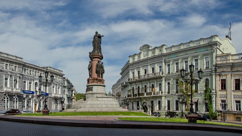 одесса, весна, май Екатерина на Екатерининскойphoto preview