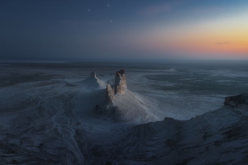 Синий часphoto preview