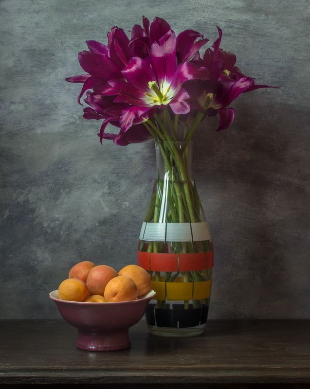 Цветы и фрукты.photo preview