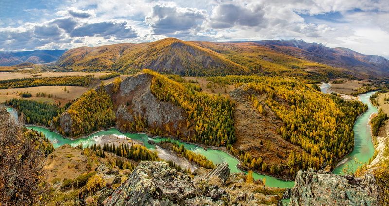 алтай Вид с перевала на р.Аргутphoto preview