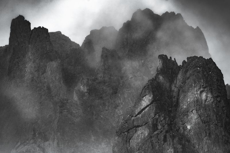 Скалы Алманы фото превью