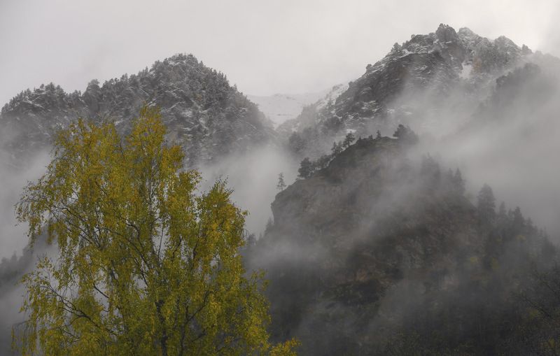 Осень в горахphoto preview