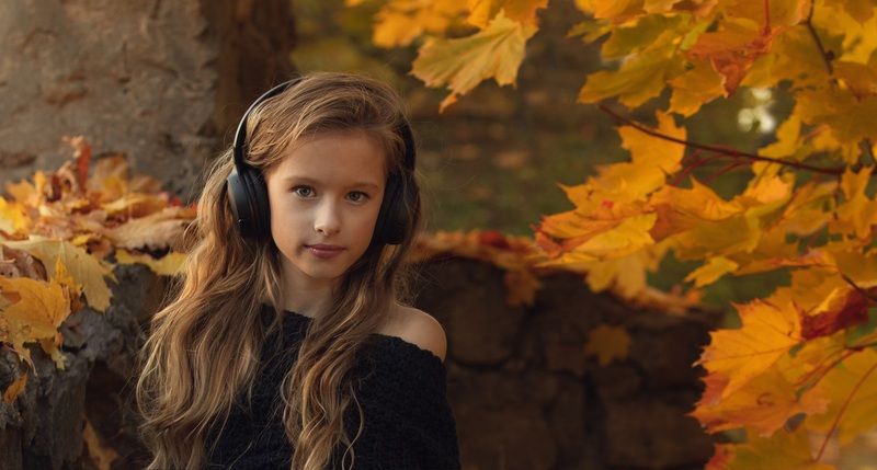 постановочная фотография, необычное, модель, портрет, настроение, художественная работа, / Autumn Track__/ Mysterious time /photo preview