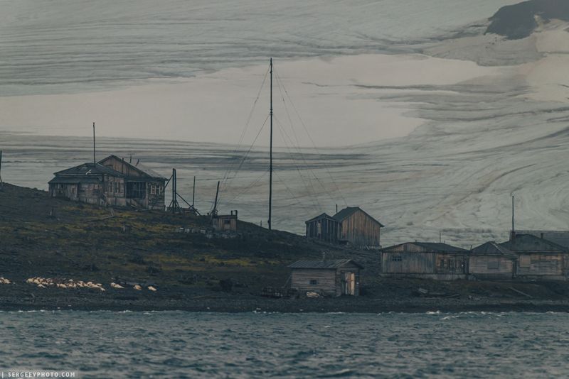 земля франца-иосифа, баренцево море, арктика, север, северный ледовитый океан, архангельская область, полярная станция, остров, природа, лёд, franz josef land, arctic, north, barents sea, polar station, island, nature, ice, glacier, arctic ocean Полярная станция | Polar station фото превью