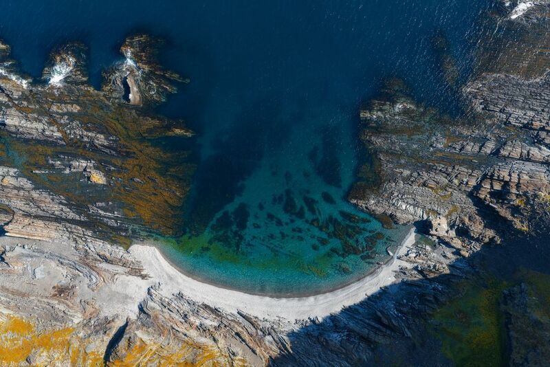 Полуостров Рыбачий, Мыс Скорбеевский Мыс Скорбеевский фото превью