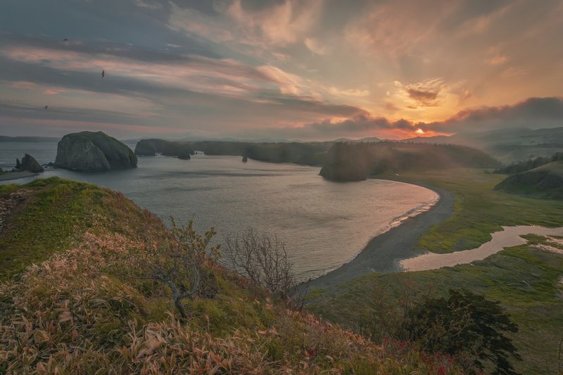 Вечерний бриз над Шикотаномphoto preview