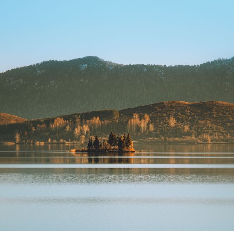 горы, озеро, остров, лес, осень Алтайский крайphoto preview