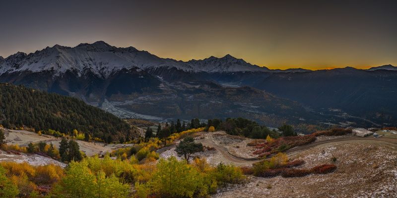 Расcвет на Ушбеphoto preview