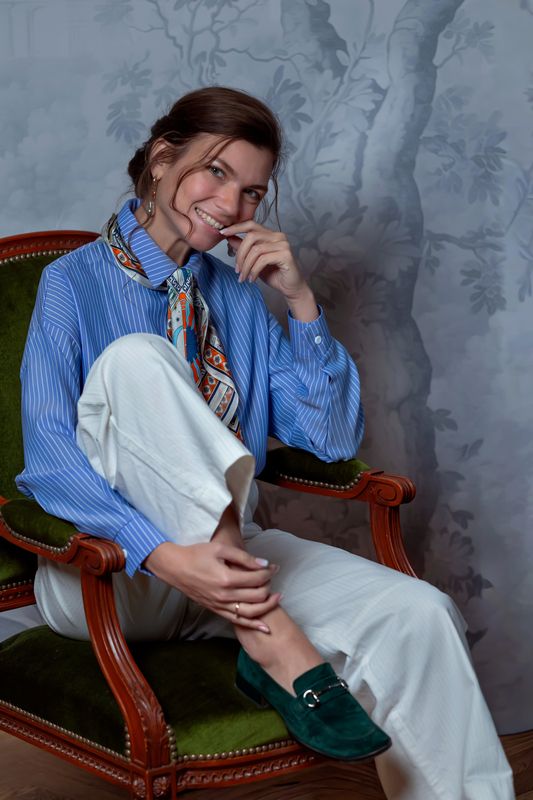 Портрет, молодая девушка, студия Любава фото превью