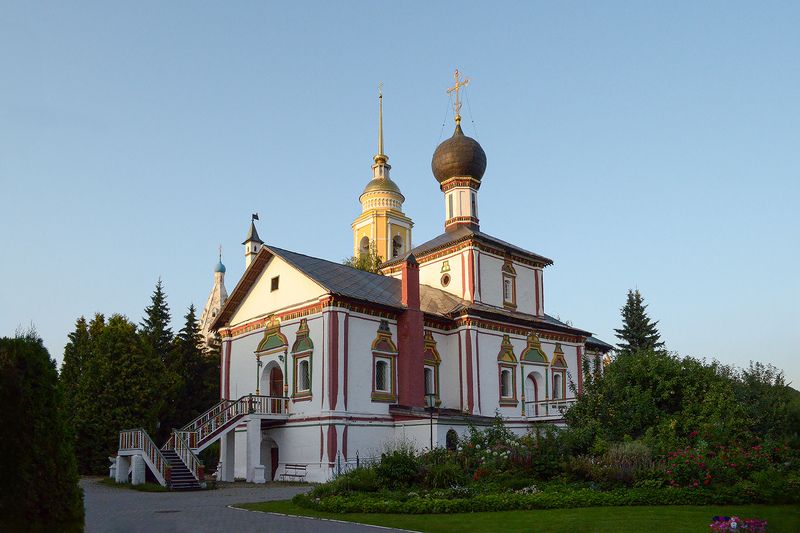 коломна, троицкий храм ново-голутвина монастыря, церковь троицы живоначальной Коломна. Троицкая церковь Ново-Голутвина монастыря.photo preview