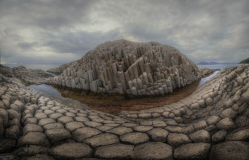 Геометрия. Мыс Столбчатый, остров Кунаширphoto preview