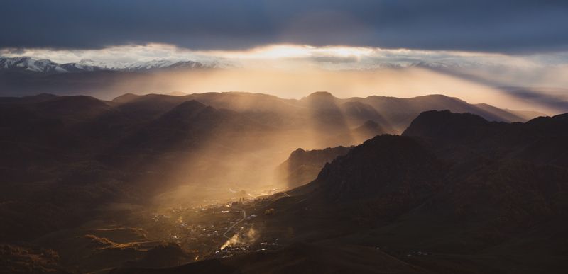 горы, кавказ, закат, осень, золото, солнце, луч, mountains, caucasus, sunset, autumn, golden, sun, sunbeam Тёплый осенний закатphoto preview