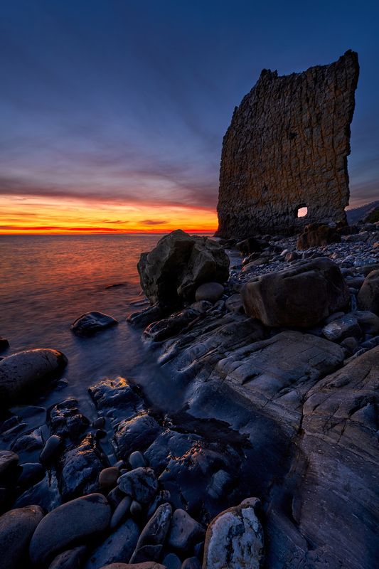 море, скала, закат, пейзаж, природа Закат под Парусомphoto preview