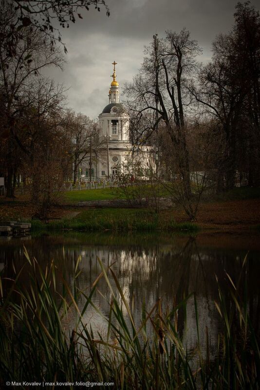 kuzminki, moscou, moscow, russia, autumn, bell tower, building, cane, church, nature, park, plant, pond, reed, rush, temple, water, влахернская (), кузьминки, кузьминский верхний пруд, москва, россия, вода, здание, камыш, колокольня, осень, парк, природа, Осеннее настроениеphoto preview