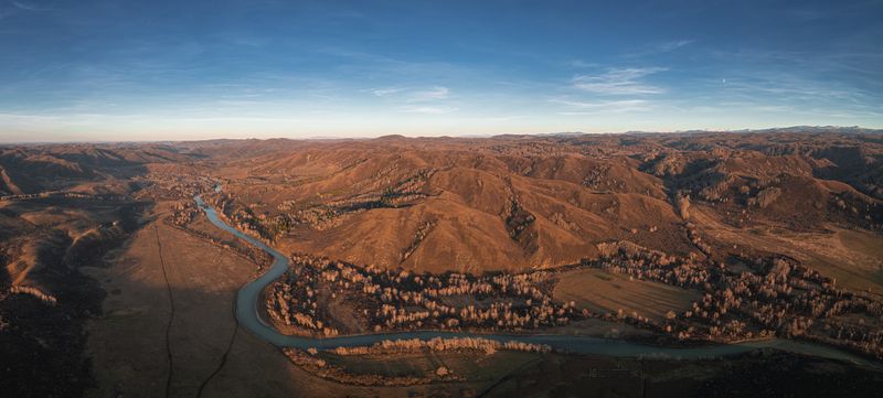 Горы, лес, поля, холмы, осень, речка река Алтайский крайphoto preview