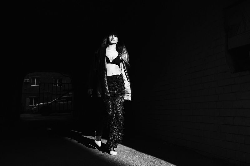 из тени...photo preview