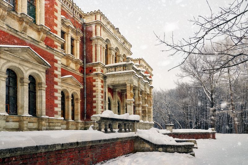 дворец, зима, парк В заброшенном паркеphoto preview