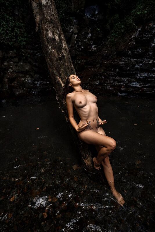 Woman and fall Woman and fallphoto preview