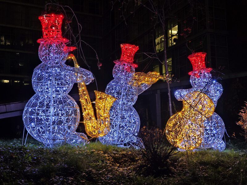 снеговик, новый год Новогоднее снежное триоphoto preview