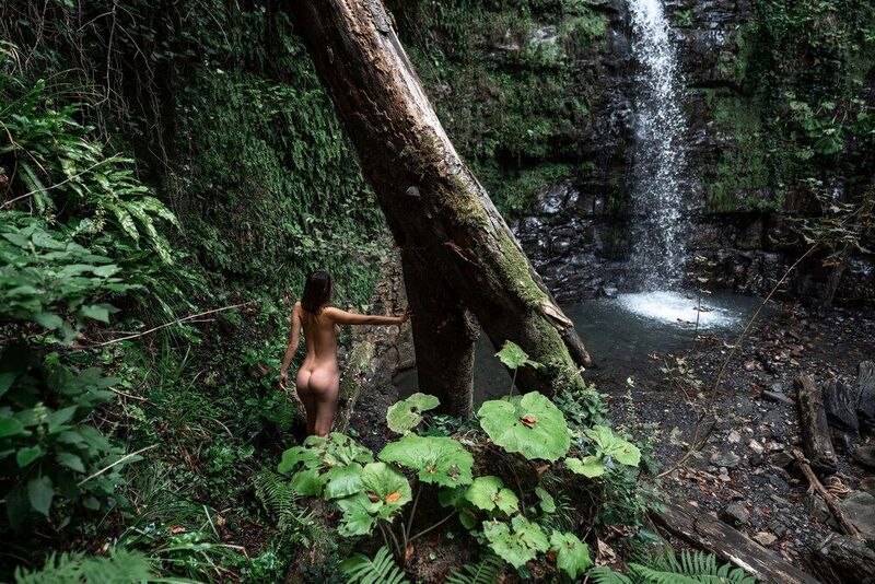 Woman and fall Woman and fallphoto preview