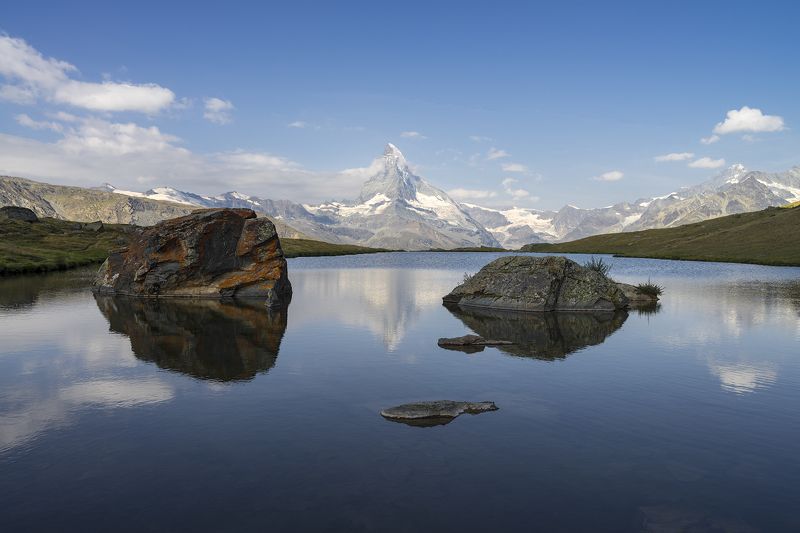 In a cloud\'s shadowphoto preview