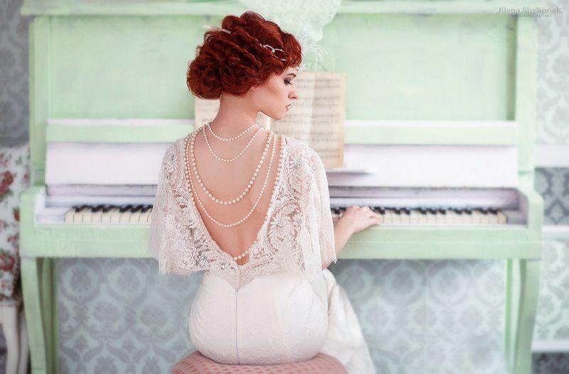девушка, пинино, жемчуг, белое платья, музыка, рыжая melodyphoto preview