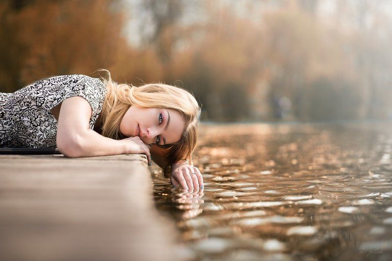 Blonde, Portrait, Summer, Water Dreamingphoto preview