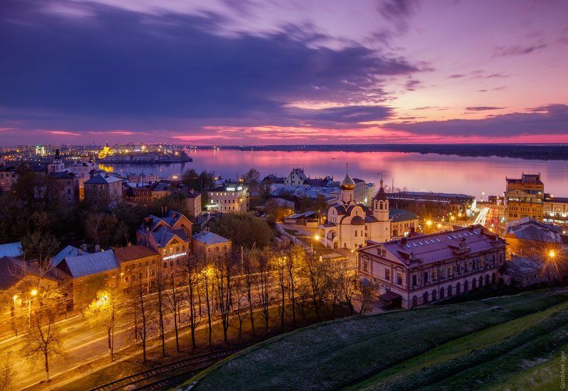 архитектура, весна, волга, город, городские огни, городской пейзаж, длинная выдержка, небо, нижний новгород, подсветка, после заката, река, сумерки Майский вечер в Нижнем Новгородеphoto preview